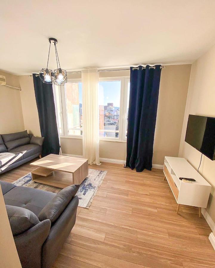 Skyline View 2br